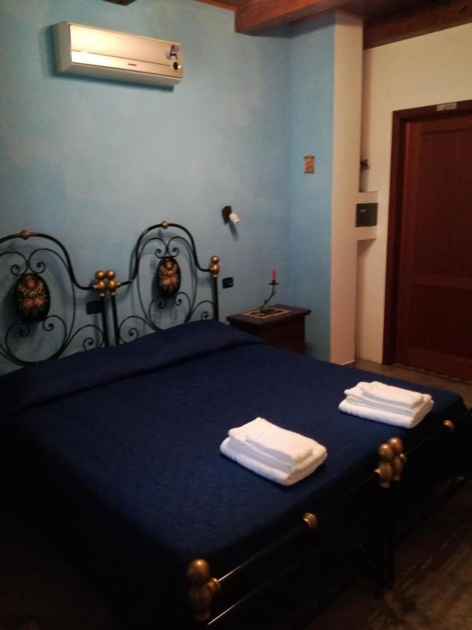 B&B Funtanadetalia Ольмедо Экстерьер фото